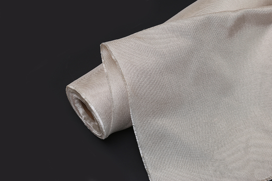 HT2025 texturierte Fiberglas-Stoff-Schweißens-Feuer-Decken-Rolle starkes 1mm 550 Grad