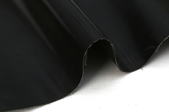 beschichtete thermischer Silikonkautschuk 1600gsm Fiberglas-Gewebe für schweißende umfassende Materialien